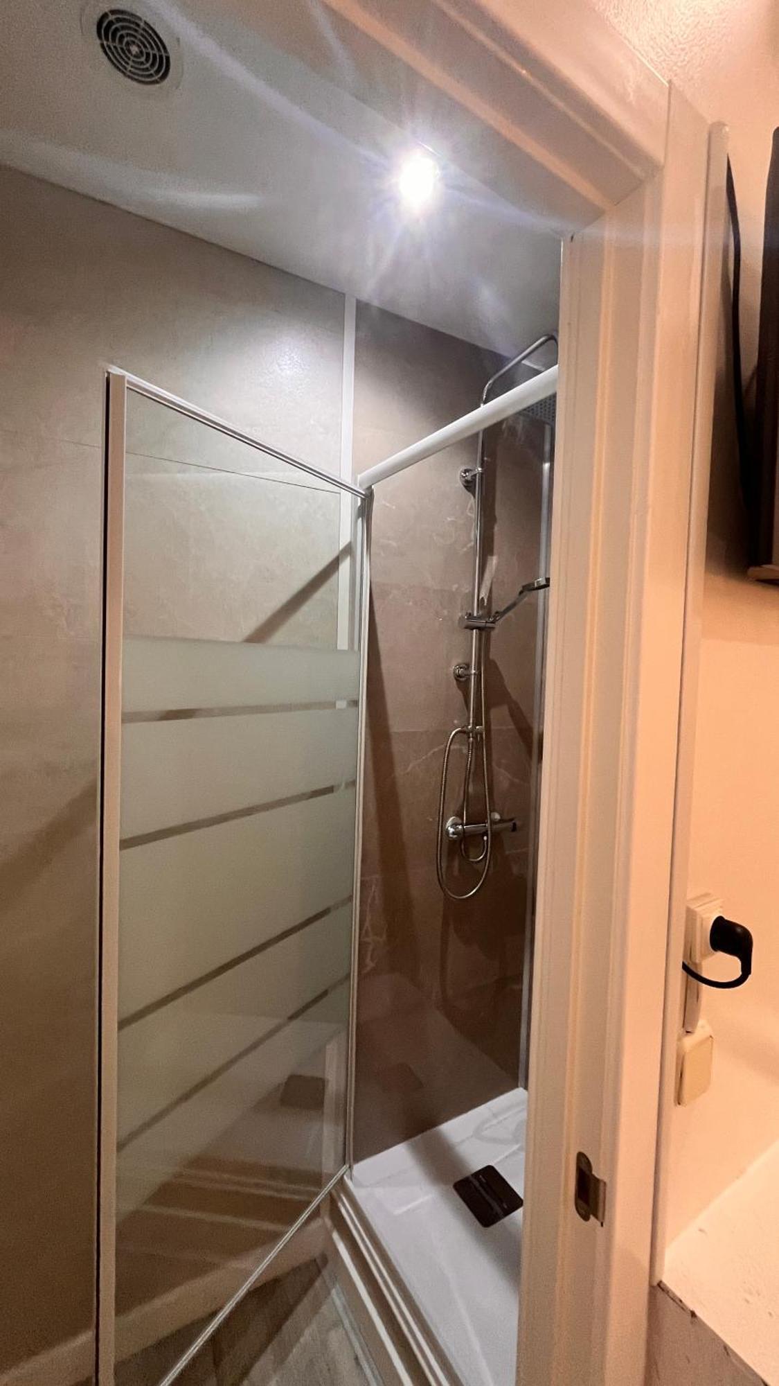 Triple Room Private Bathroom